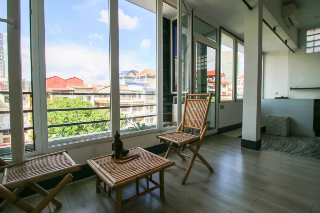 7-Makara-Renovated-Apartment-For-Sale-in-Central-Phnom-Penh-04