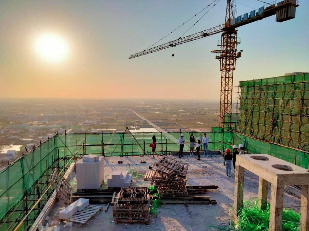 Galaxy-Garden-Phnom-Penh-View-from-the-Rooftop