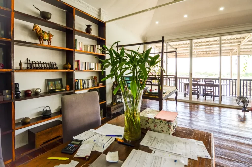 Phnom-Penh-Riverfront-Apartment-with-Private-Terrace-for-Sale-07