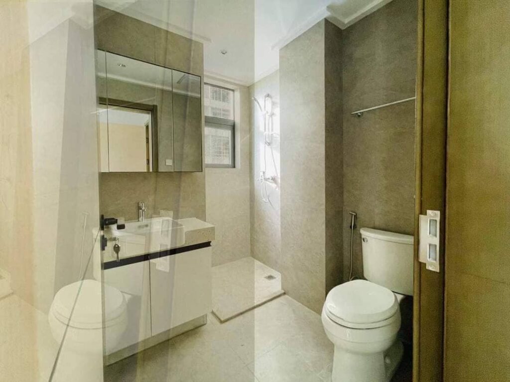 Prince-Golden-Bay-Sihanoukville-Bathroom