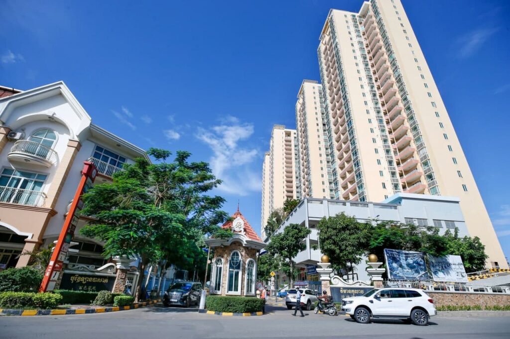 Rose-Garden-Condo-Tonle-Bassac-Phnom-Penh