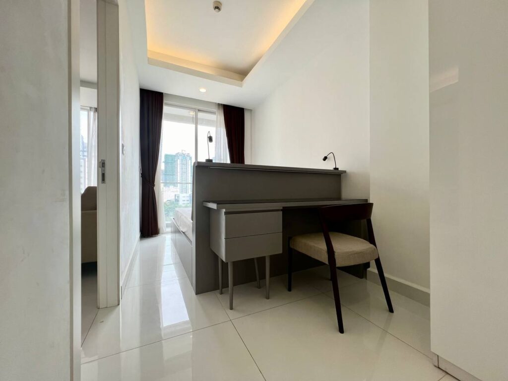 Studio-Apartment-For-Rent-in-BKK1-Area-Phnom-Penh-03