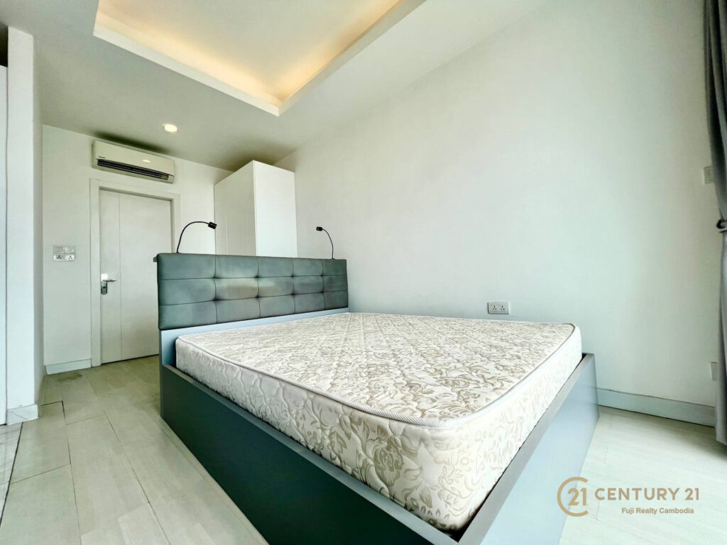 Studio-Apartment-For-Rent-in-BKK1-Area-Phnom-Penh-07