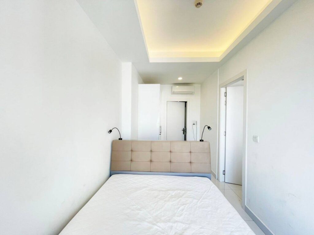 Stunning-Apartment-For-Sale-at-J-Tower-BKK1-Phnom-Penh-03